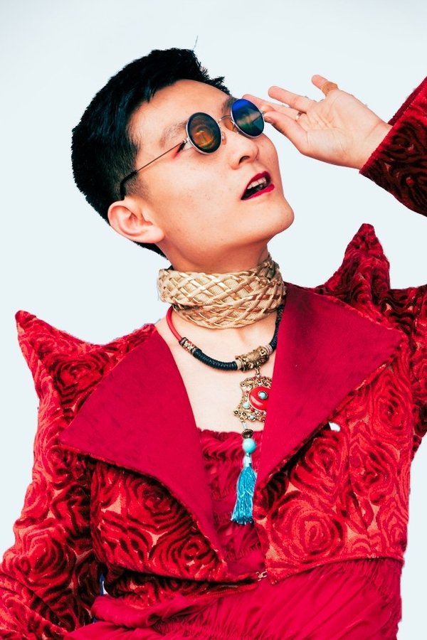 Em Li
