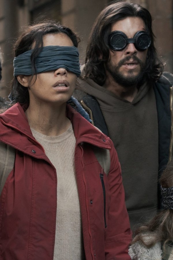 Bird Box Barcelona (2023) backdrop image