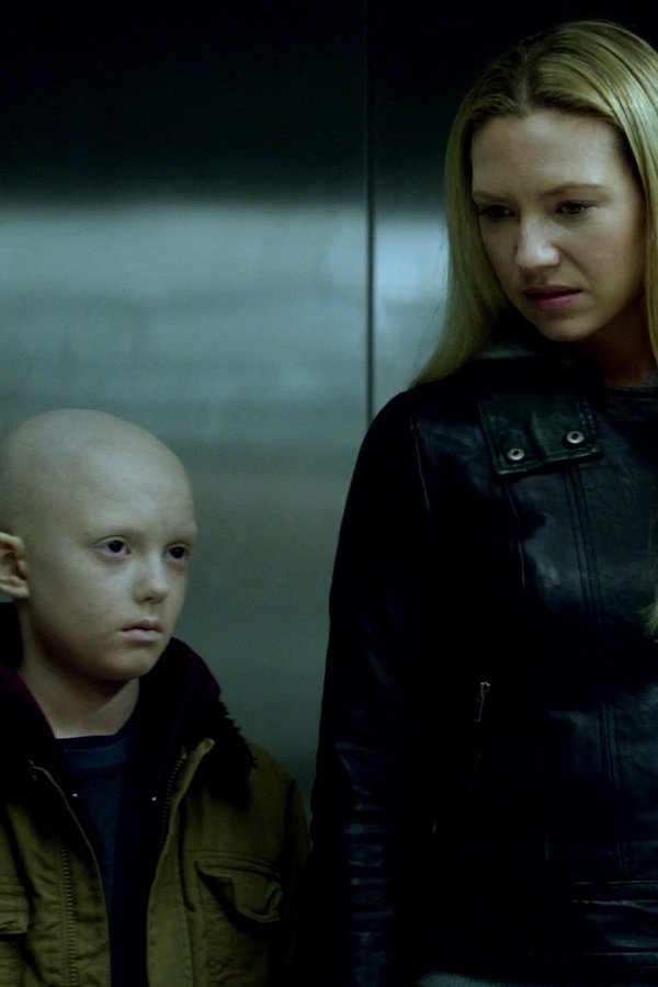 Fringe – S05E10 – Anomalia XB-6783746
