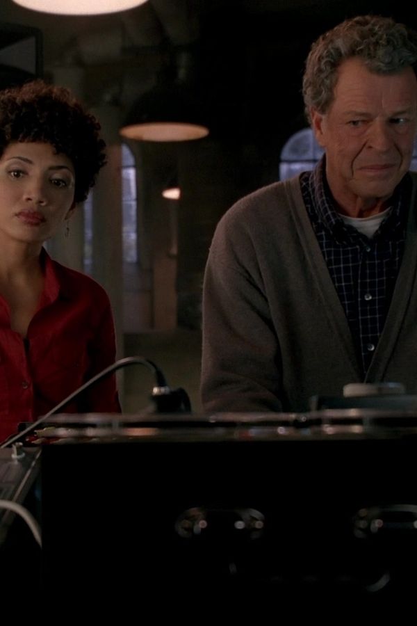 Fringe – S03E06 – 6955 kHz