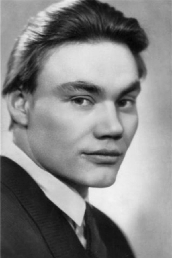 Afanasi Kochetkov's headshot