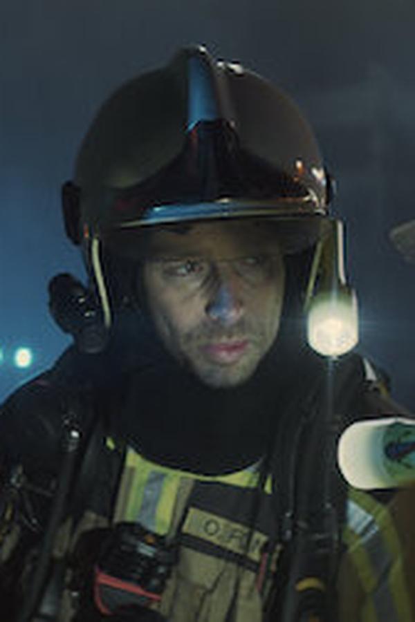 Under Fire – S01E02 – Episodio 2
