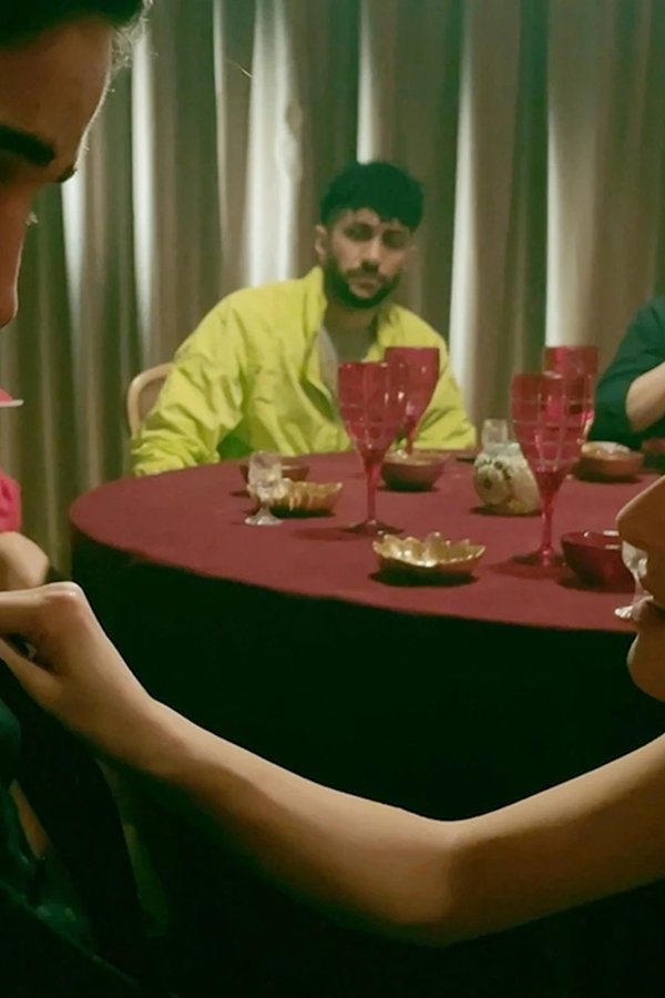 Çıplak - Bölüm 5