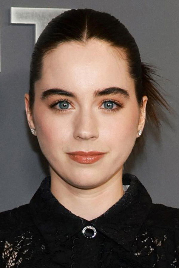 Sarah Desjardins's headshot