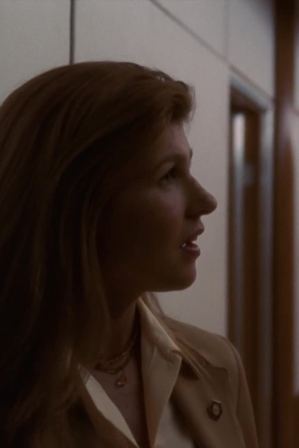 West Wing: Tutti gli uomini del Presidente – S03E01 – La verità nascosta