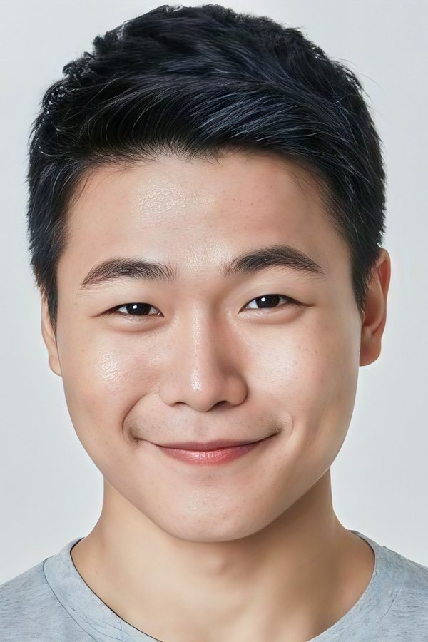 Choi Shi Hoon's headshot