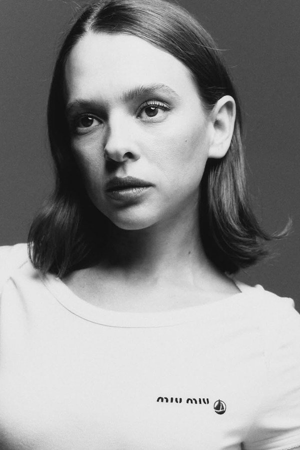 Shira Haas's headshot