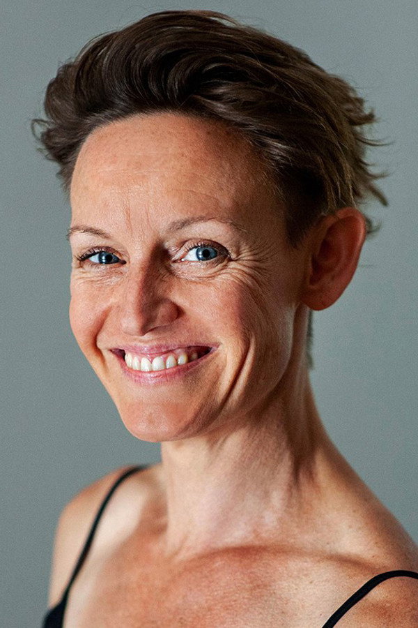 Deanna Cooney's headshot