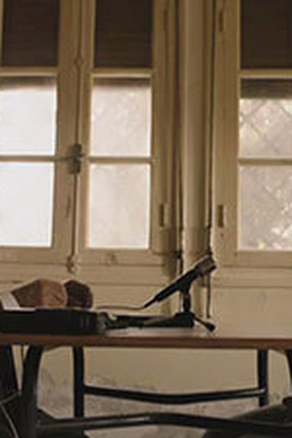 Le Bureau: Sotto copertura – S02E03 – Amicizie pericolose