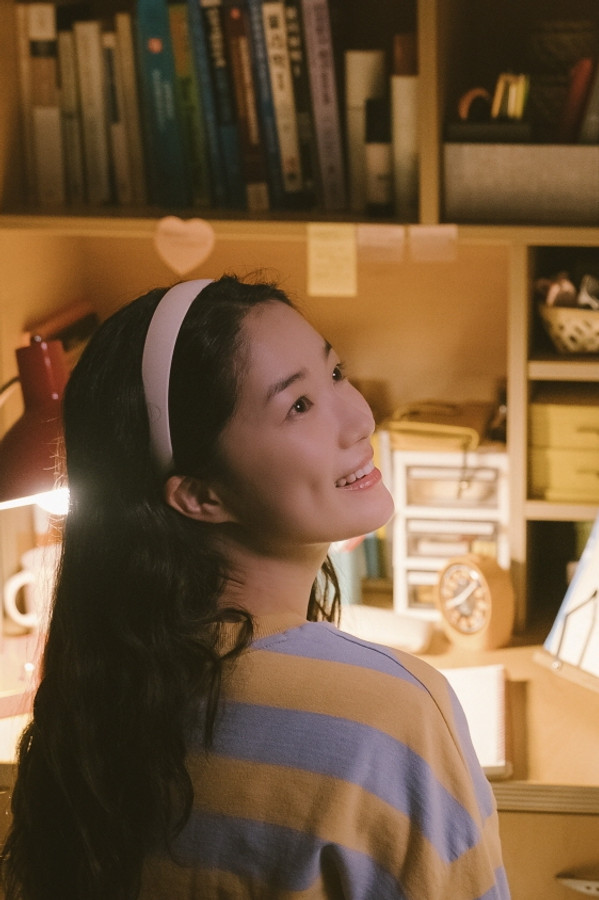 Ditto (2022) backdrop image