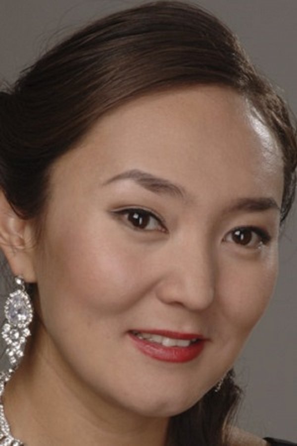 Zhanna Ksenofontova's headshot