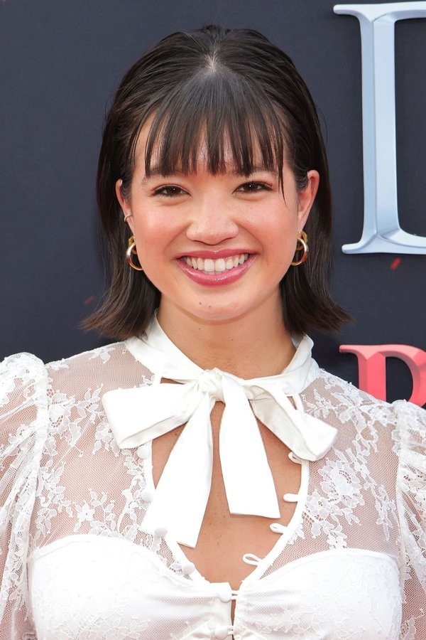 Peyton Elizabeth Lee's headshot