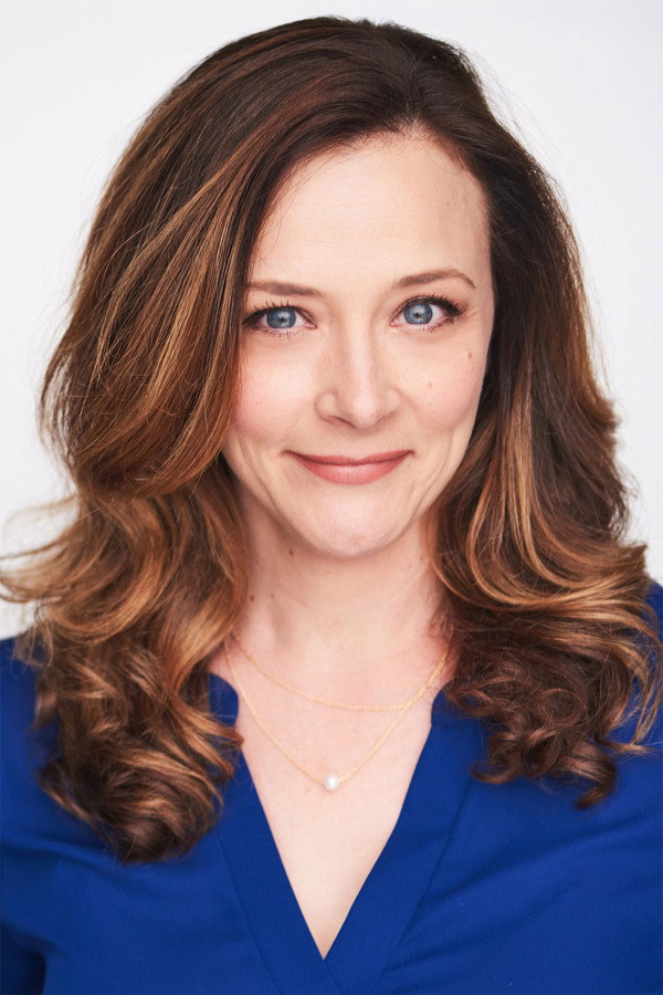 Anna Campbell's headshot