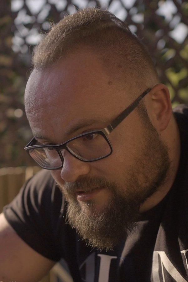 Fabian Streuer's headshot