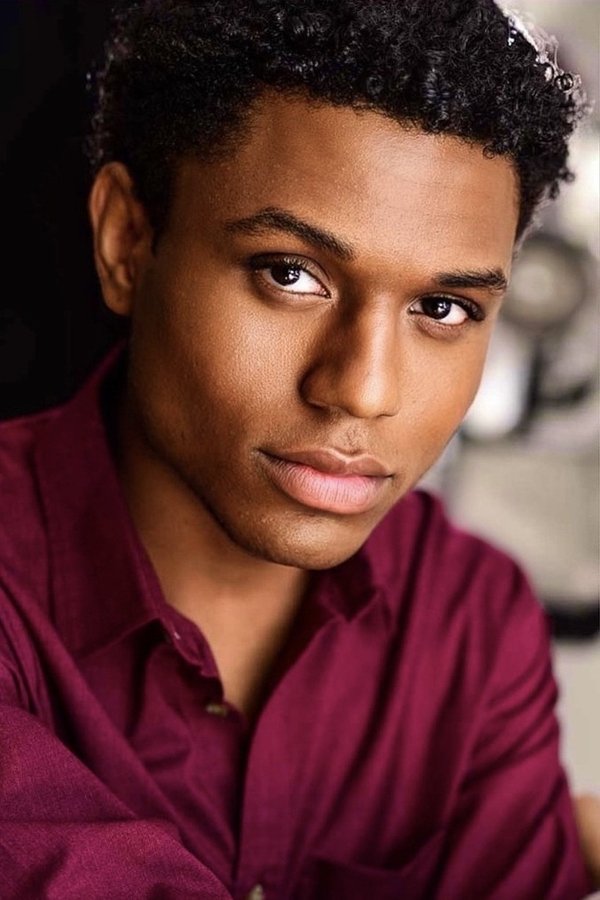 Trey Horton's headshot