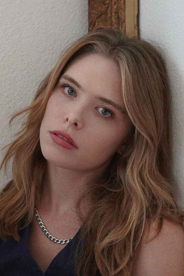 Maggie Budzyna's headshot