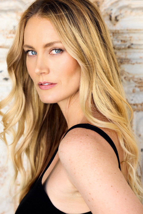 Stefanie Estes's headshot