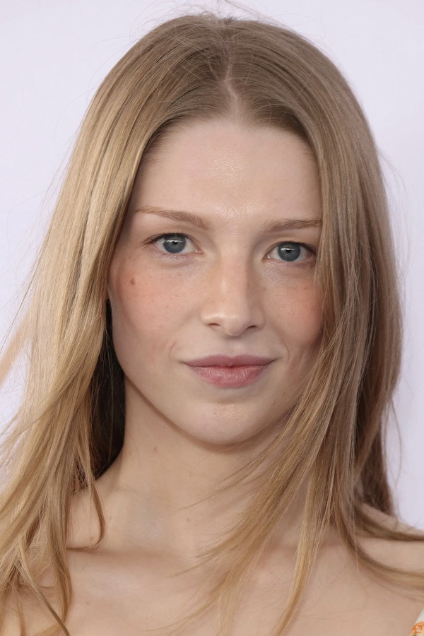 Hunter Schafer's headshot