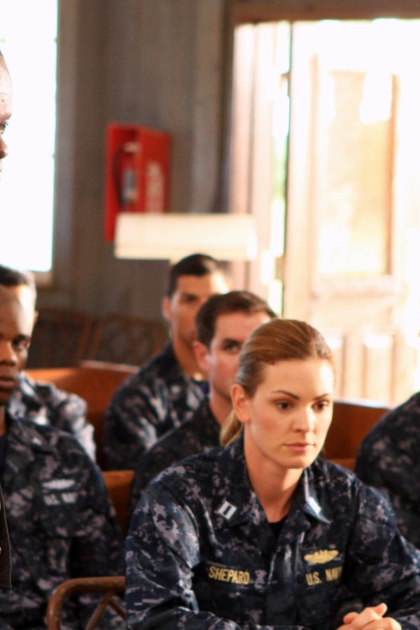 Last Resort – S01E08 – Lo spirito del ringraziamento