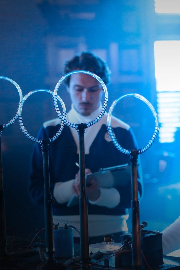 The Magicians – S01E07 – Le circostanze di Mayakovsky