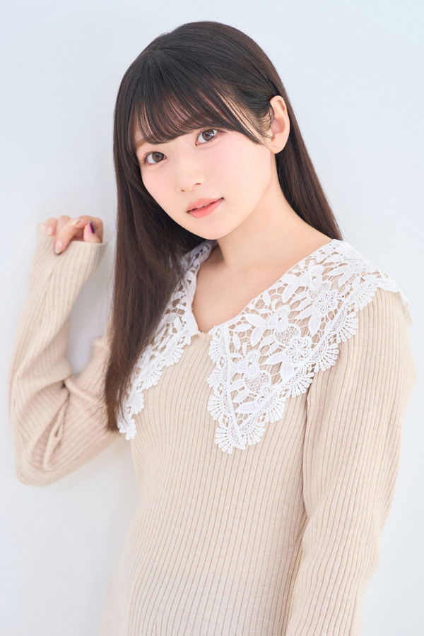 Hina Aoki's headshot