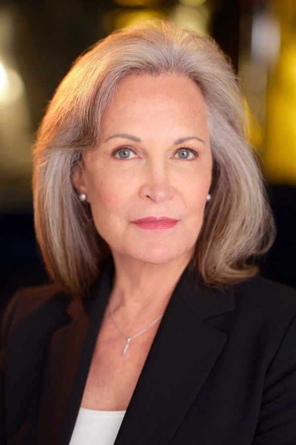 Babs George's headshot
