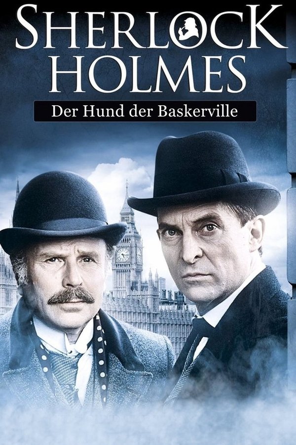 Seit Sir Hugo Baskerville vor Jahrhunderten von einem Geisterhund zerissen wurde, weiß jeder von dem Fluch: Bei Nacht ist das Moor für die Baskervilles lebensgefährlich. Die heutzutage belächelte Sage gewinnt plötzlich wieder an Bedeutung, als, neben der im Moor liegenden Leiche von Sir Charles Baskerville, Spuren eines gigantischen Hundes festgestellt werden. Sir Henry, der junge Erbe, fürchtet nun um sein Leben und bittet Sherlock Holmes (J.Brett), ihn zu schützenh. Der Fall wird immer rätselhafter: Welche Rolle spielt Dr. Mortimer? Hat der gefohene Sträfling irgendwo in der grauen Öde des Moores verborgen, etwas damit zu tun? Was weiß der geheimnisvolle Naturforscher Stapelon? Und vor allem: Wer ist der geheimnisvolle Fremde, dessen Silhouette sich nachts immer wieder gegen den Mond abhebt...?