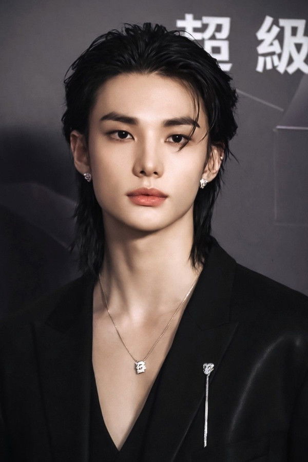 Hyunjin's headshot
