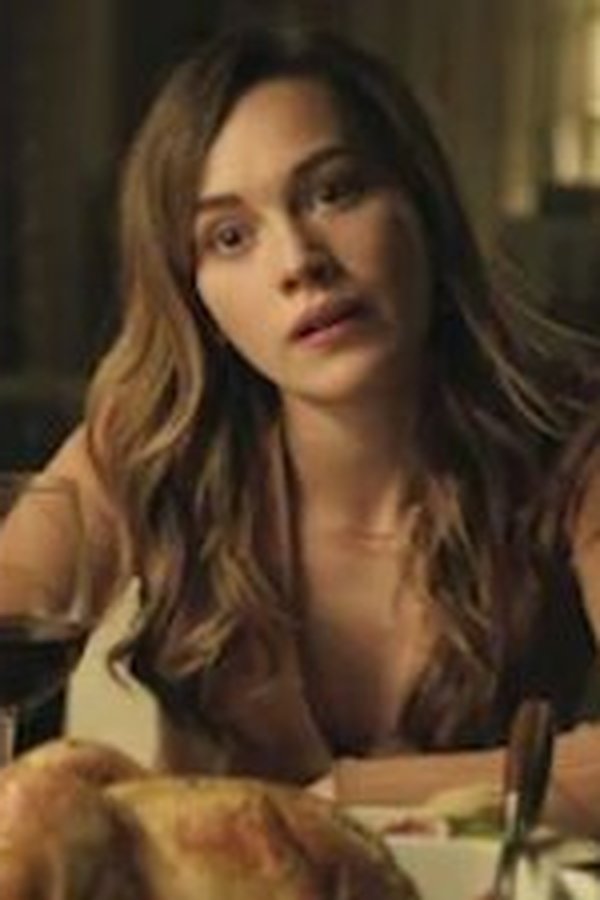 YOU – S03E10 – What Is Love?