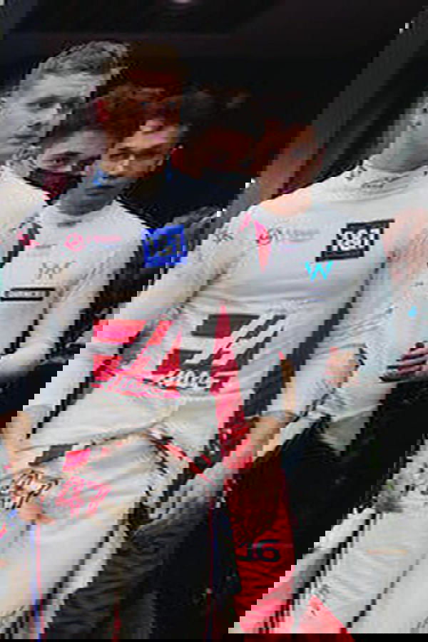 Formula 1: Drive to Survive – S05E04 – Episodio 4