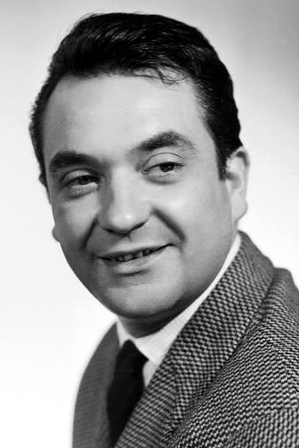 Jean Carmet's headshot