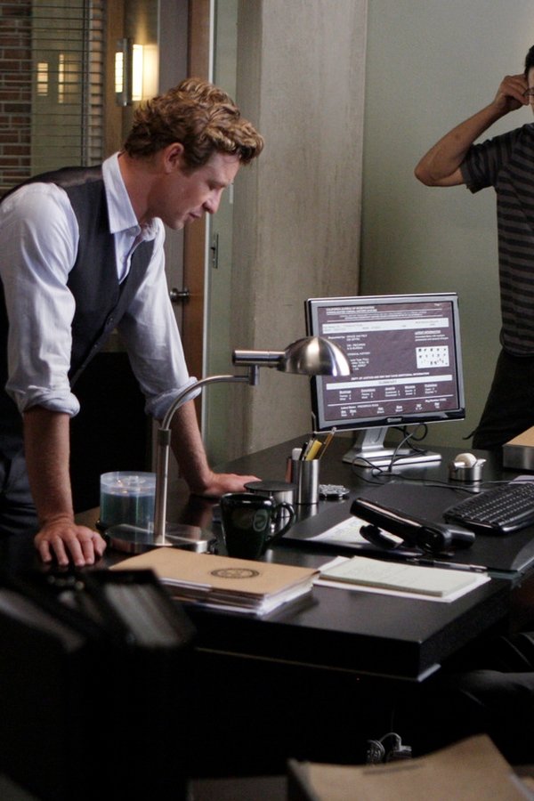 The Mentalist – S02E01 – Conto in rosso