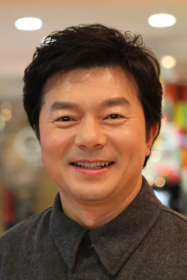 Lee Young-beom's headshot
