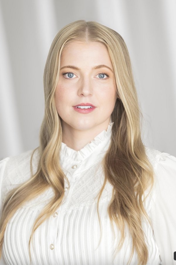 Stephanie Schneider