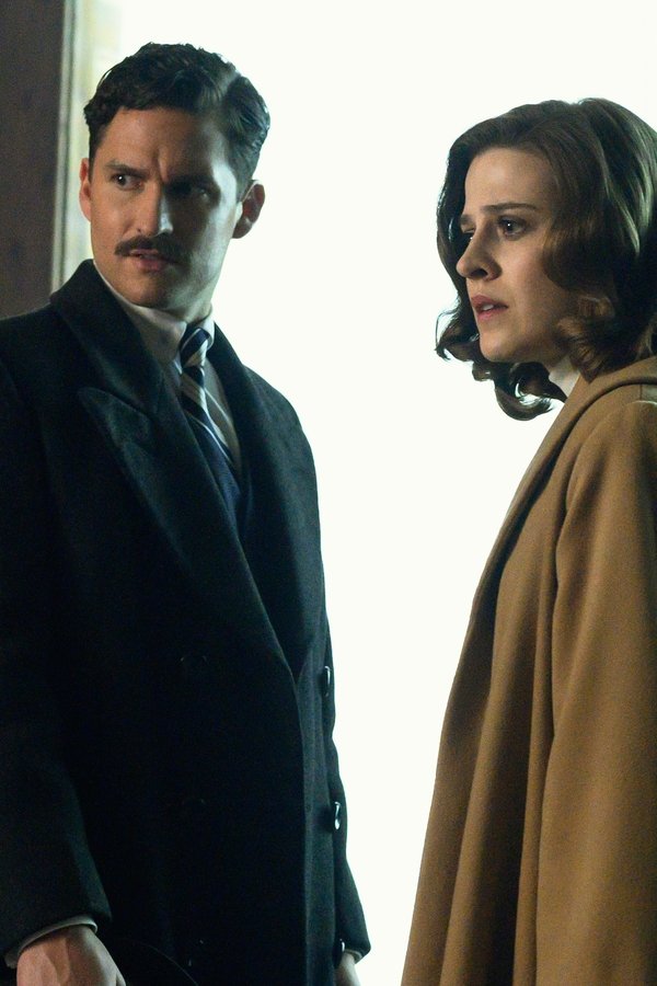 Pennyworth – S01E07 – Julie Christie