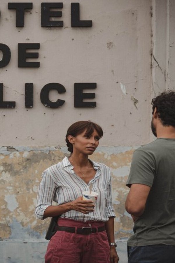 Delitti ai Tropici – S04E05 – Episodio 5