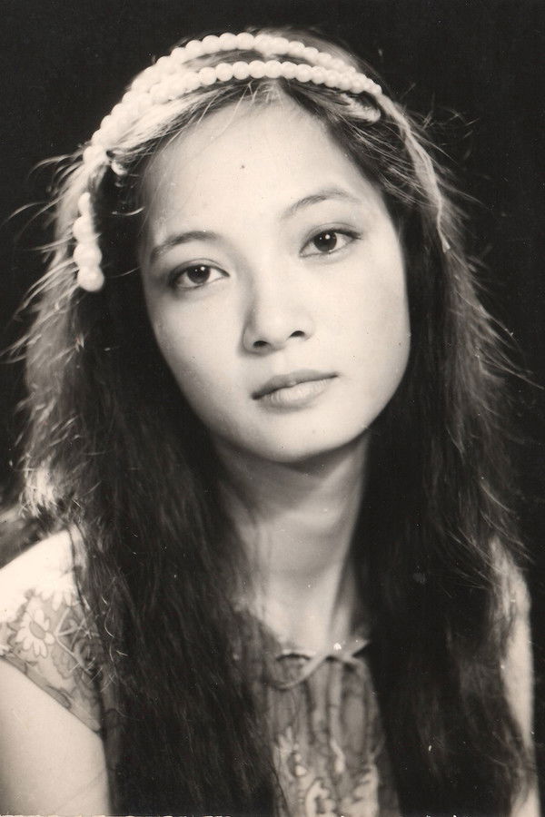 Lê Khanh's headshot