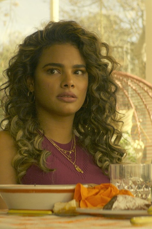 Sky Rojo – S03E02 – Episodio 2