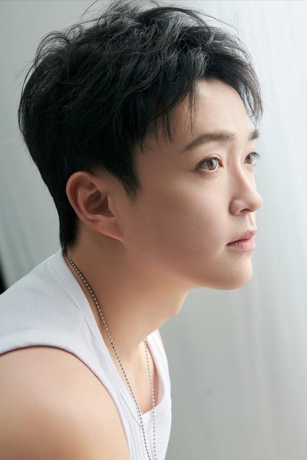 杨云屾