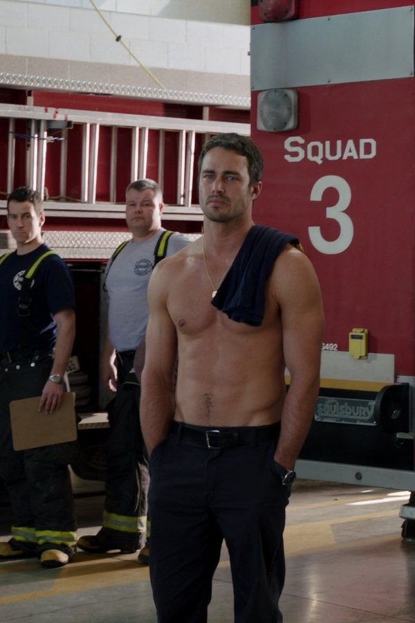 Chicago Fire – S01E01 – La squadra