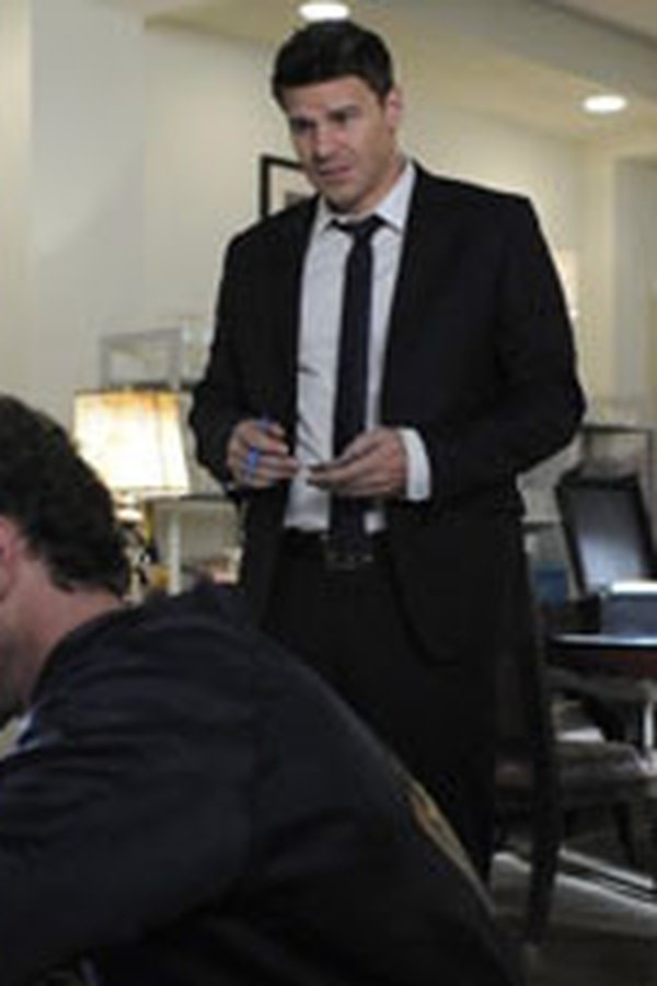 Bones – S06E14 – Omicidio a San Valentino