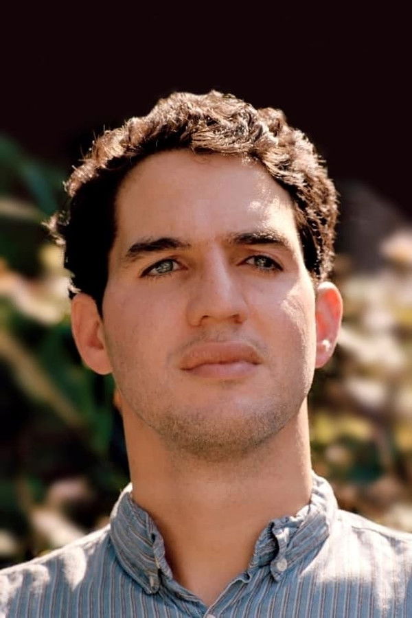 Benny Safdie's headshot