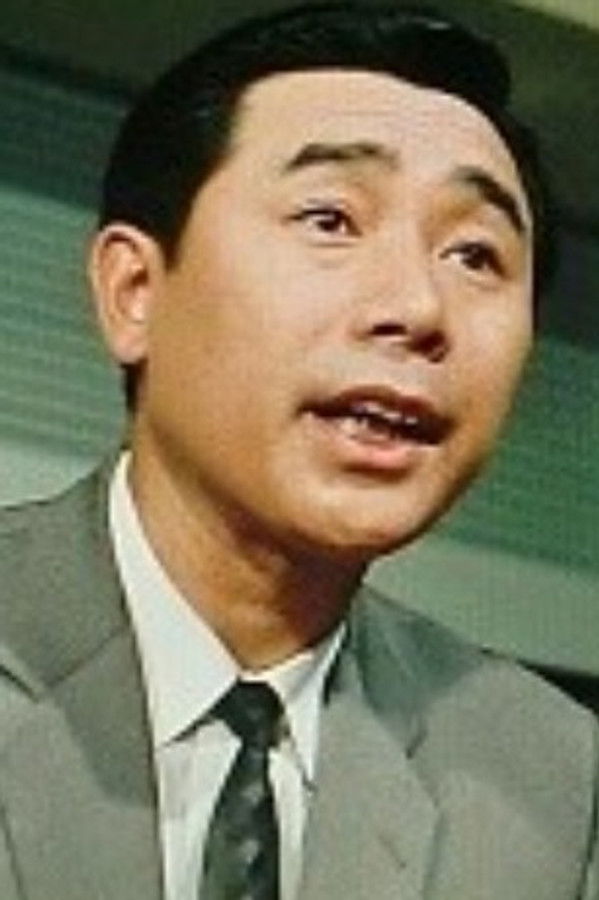 Akira Hitomi's headshot