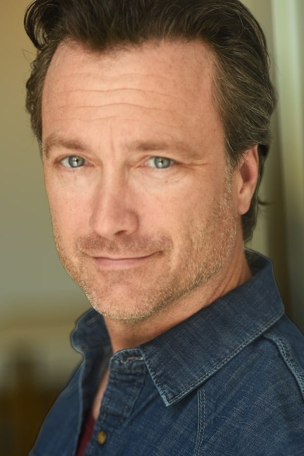 Adam Harper's headshot