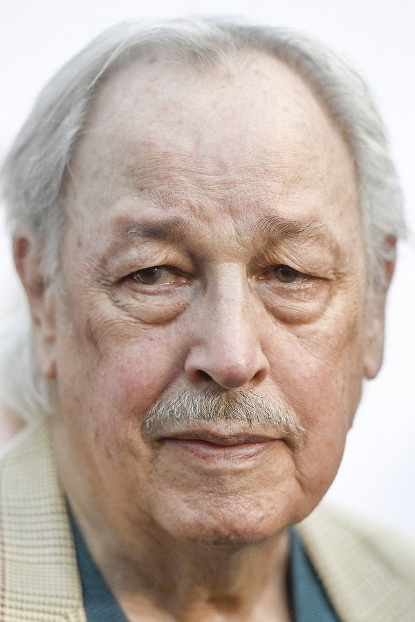 Frederic Forrest's headshot
