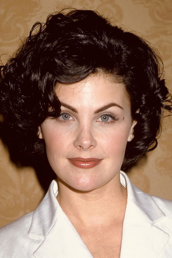 Sherilyn Fenn's headshot