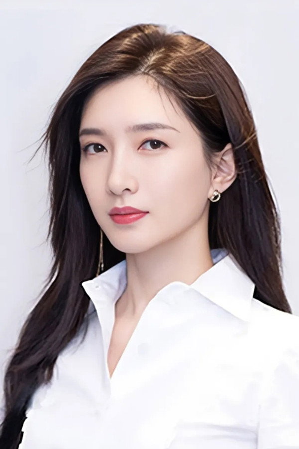Maggie Jiang Shuying's headshot