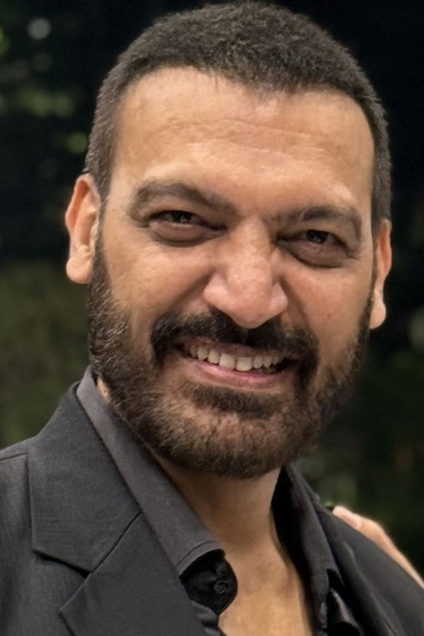 Manish Wadhwa's headshot