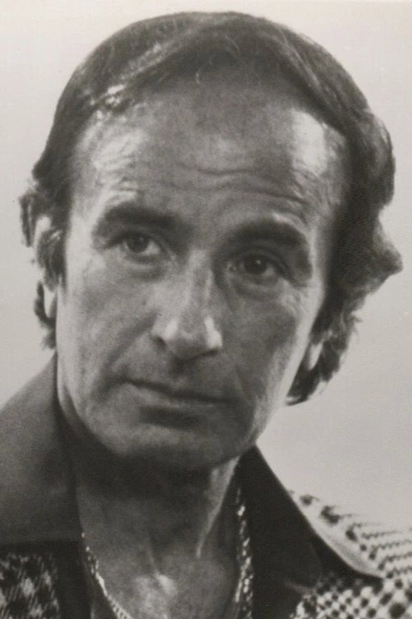 Leonard Gaines's headshot