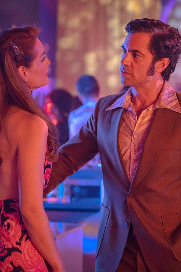 Hotel Cocaine – S01E03 – Dia de los muertos